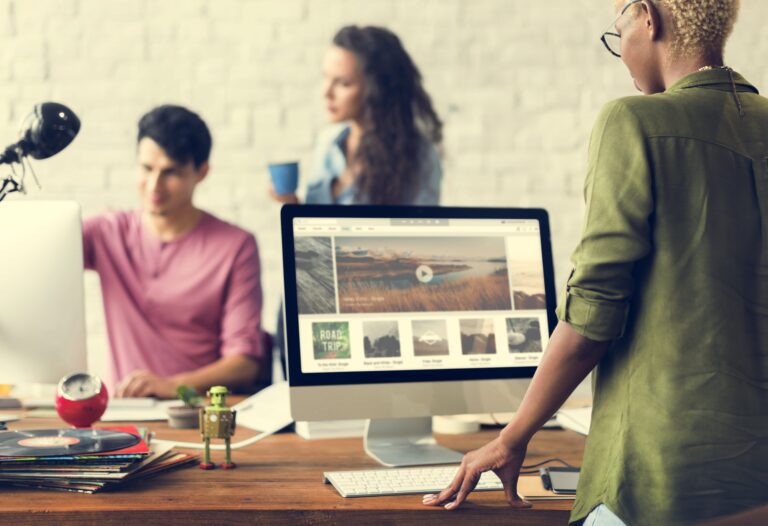 teamwork-discussion-meeting-brainstorming-start-up-2025-02-10-09-45-12-utc-min